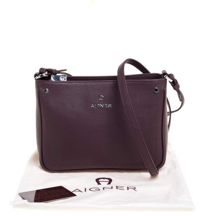 Pre Owned Aigner Burgundy Leather Zip Shoulder Bag