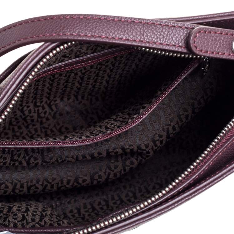 Pre Owned Aigner Burgundy Leather Zip Shoulder Bag