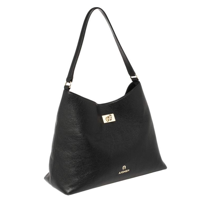 Pre Owned Aigner Black Leather Shoulder Bag