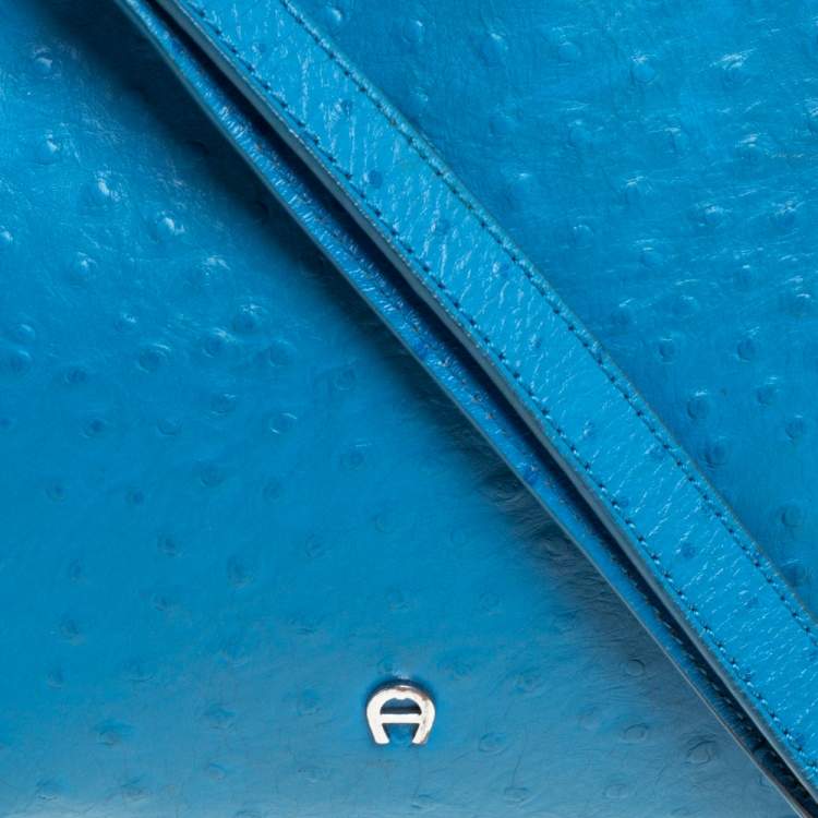 Pre Owned Aigner Sky Blue Ostrich Embossed Leather Double Zip Shoulder Bag