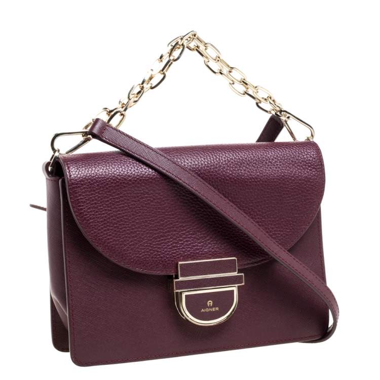 Pre Owned Aigner Burgundy Leather Flap Shoulder Bag