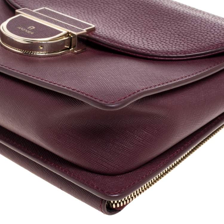 Pre Owned Aigner Burgundy Leather Flap Shoulder Bag