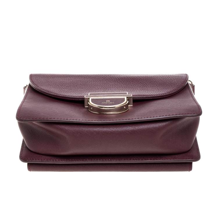 Pre Owned Aigner Burgundy Leather Flap Shoulder Bag