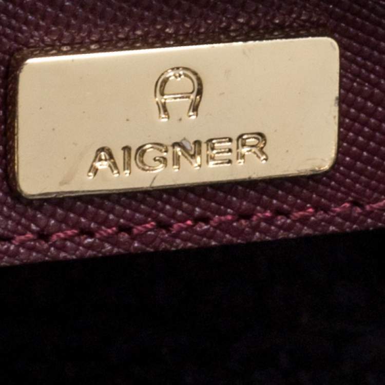 Pre Owned Aigner Burgundy Leather Flap Shoulder Bag
