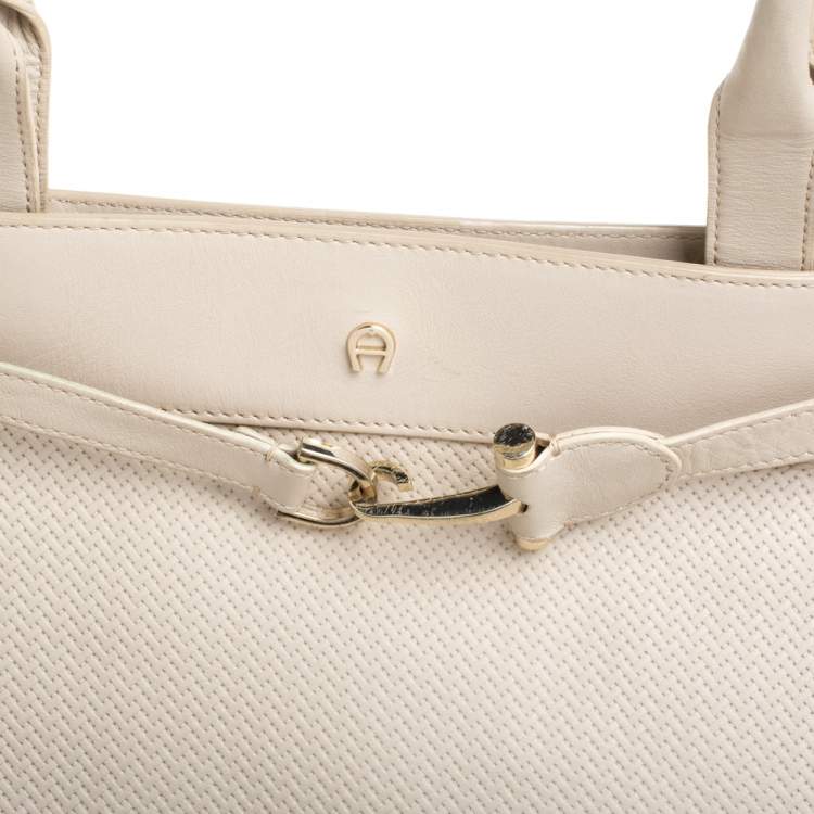 Pre Owned Aigner Cream Leather Cavallina Tote