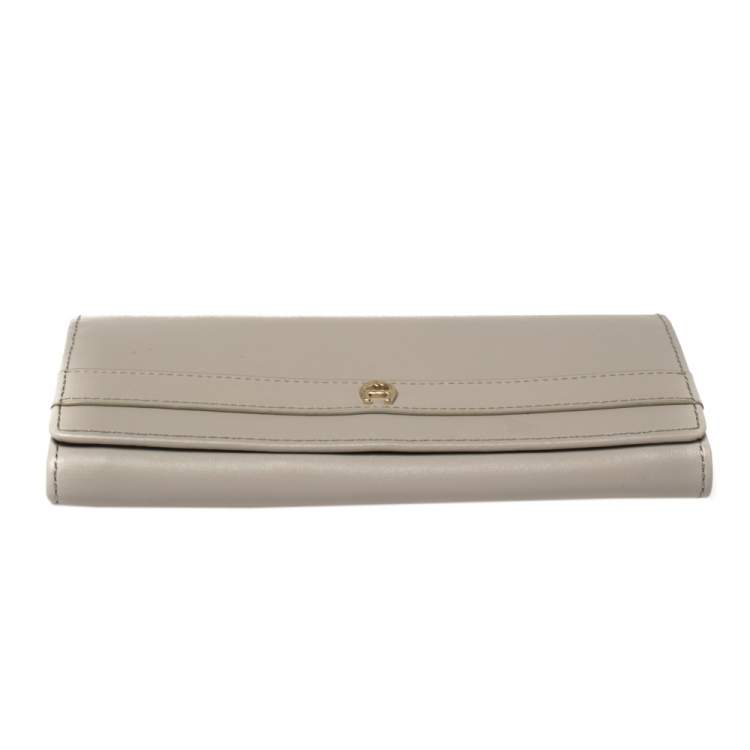Pre Owned Aigner Grey Leather Flap Continental Wallet