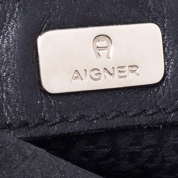Pre Owned Aigner Black Leather Logo Buckle Flap Shoulder Bag  