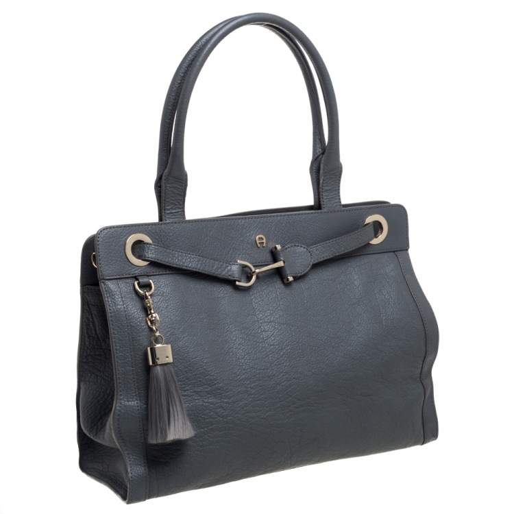 Pre Owned Aigner Grey Leather Cavallina Tote