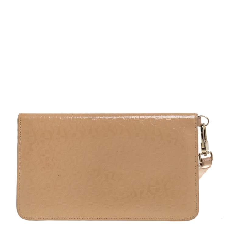 Pre Owned Aigner Beige Signature Embossed Patent Leather Flap Wristlet Wallet