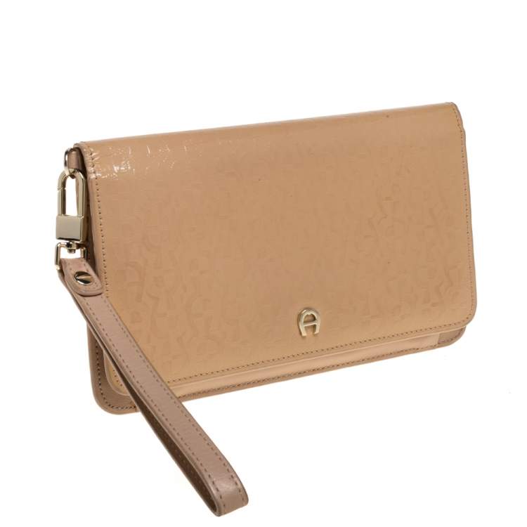Pre Owned Aigner Beige Signature Embossed Patent Leather Flap Wristlet Wallet