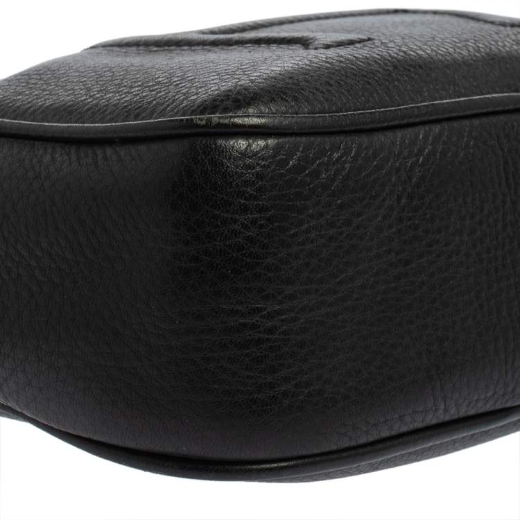 Pre Owned Aigner Black Grained Leather Bombe A Camera Crossbody Bag