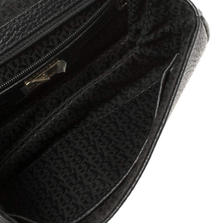 مملوكة مسبقًا Aigner Green/Black Leather Diadora Shoulder Bag