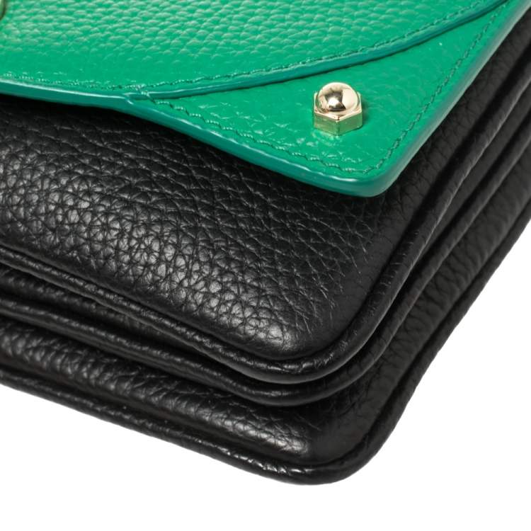 مملوكة مسبقًا Aigner Green/Black Leather Diadora Shoulder Bag
