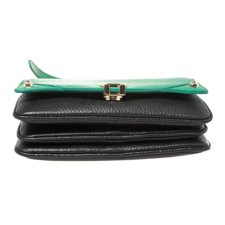 مملوكة مسبقًا Aigner Green/Black Leather Diadora Shoulder Bag