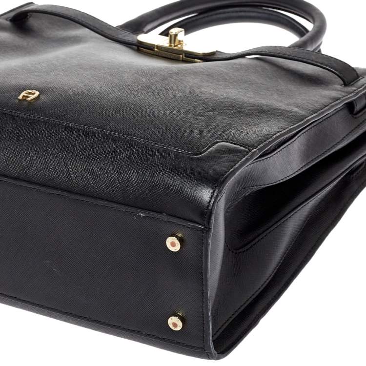 Pre Owned Aigner Black Leather Turnlock Tote