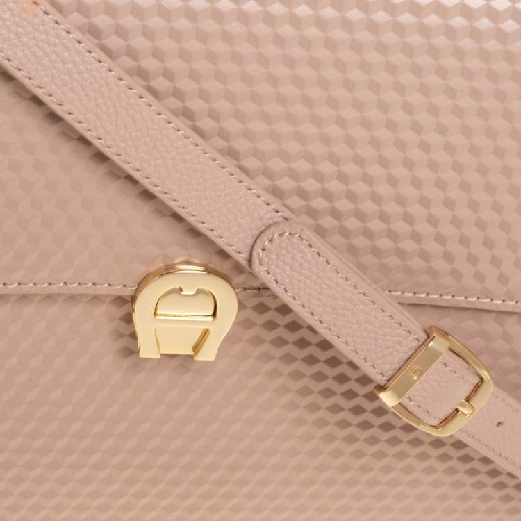 Pre Owned Aigner Nude Pink Embossed Leather Genoveva M Top Handle Bag 