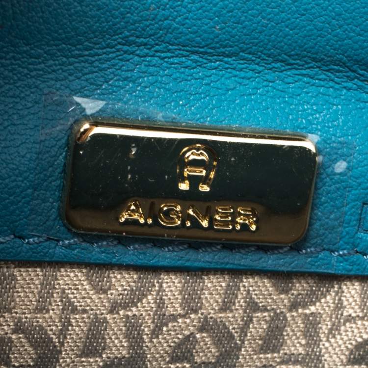 Pre Owned Aigner Blue Croc Embossed Leather Genoveva Top Handle Bag