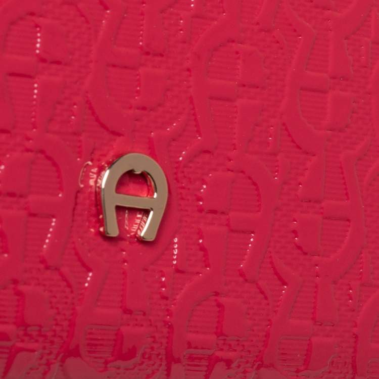 Pre Owned Aigner Pink Monogram Patent Leather Chain Clutch