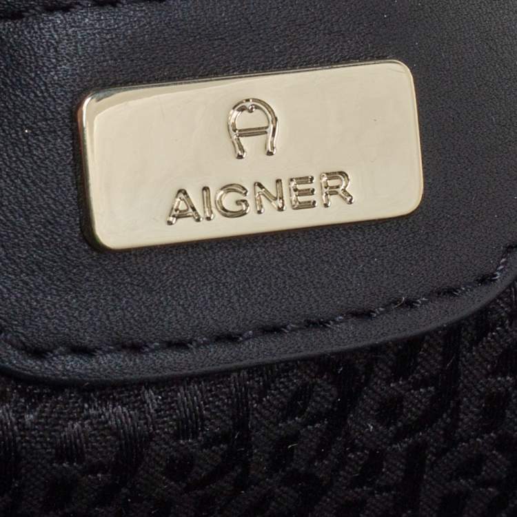 Pre Owned Aigner Black Leather Top Zip Tote
