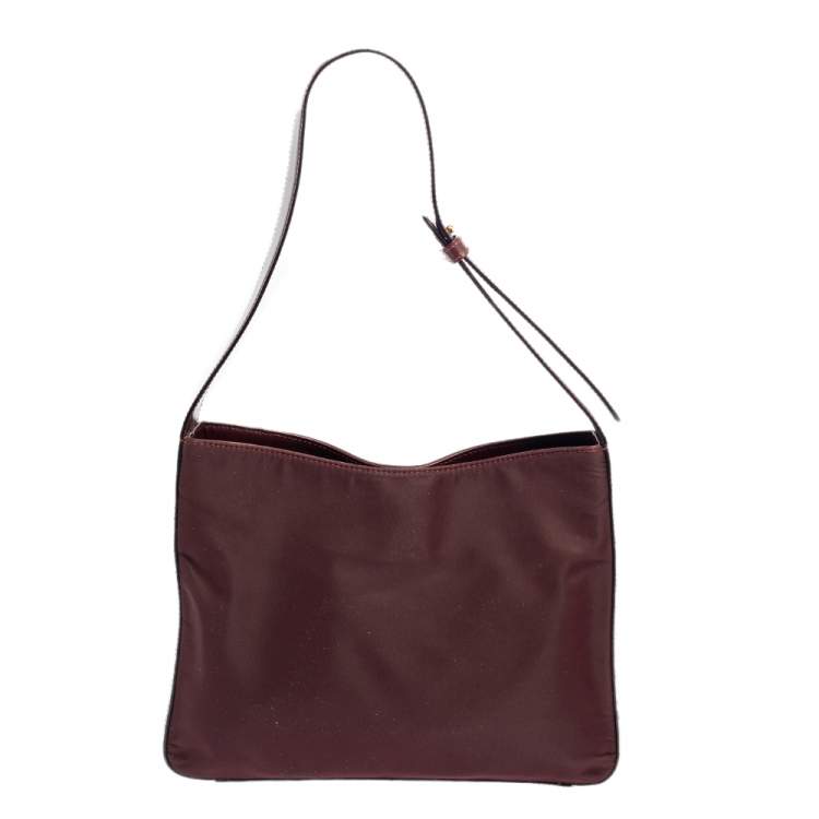 Pre Owned Aigner Burgundy Nylon and Leather Logo Lock Shoulder Bag