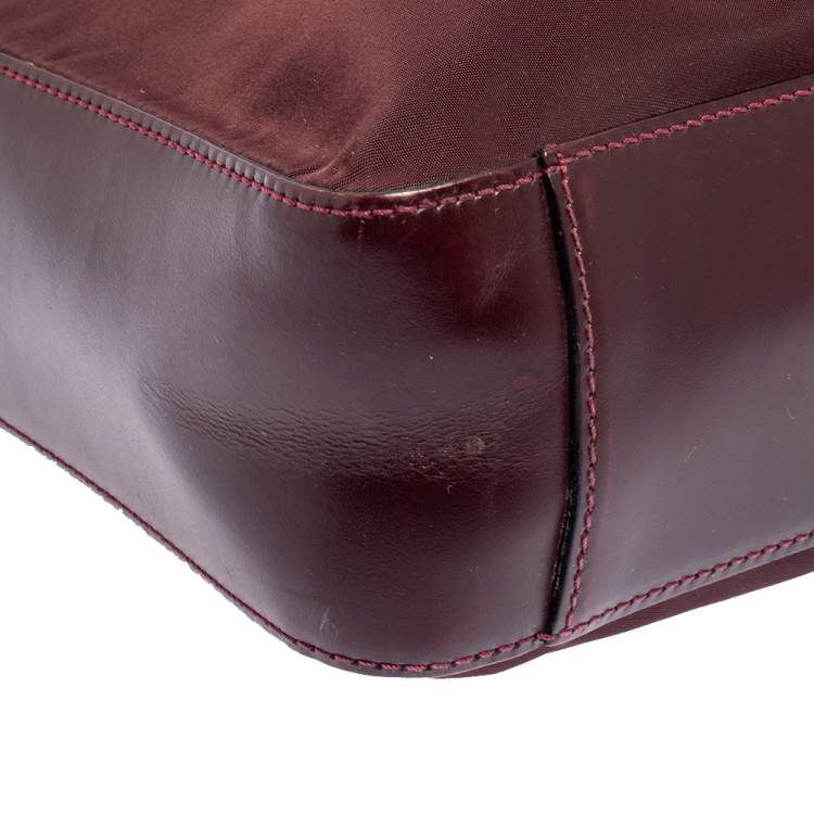 Pre Owned Aigner Burgundy Nylon and Leather Logo Lock Shoulder Bag