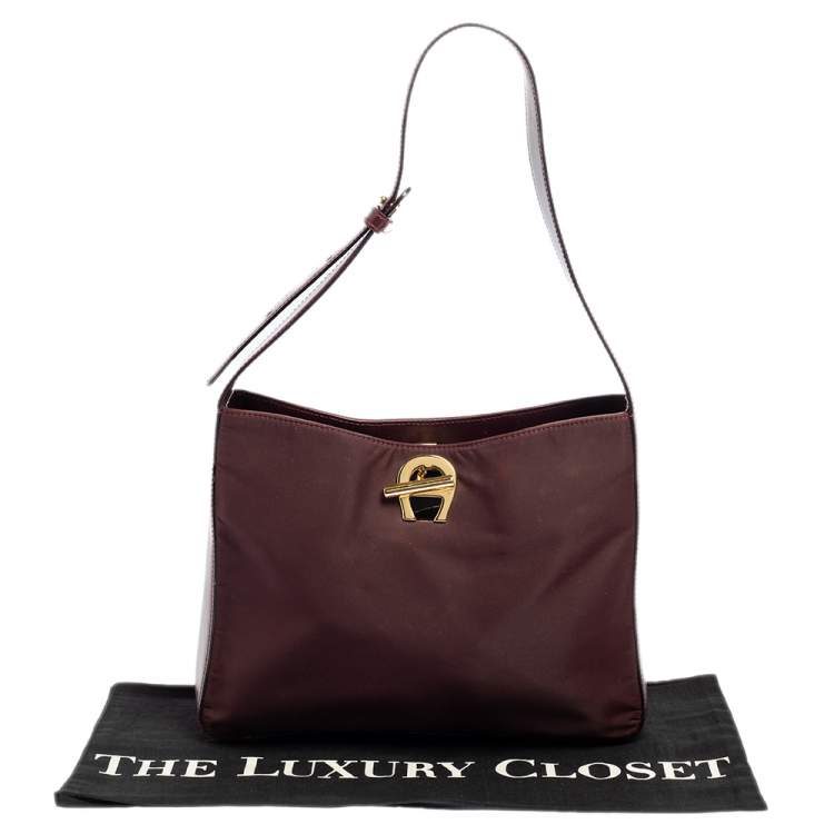 Pre Owned Aigner Burgundy Nylon and Leather Logo Lock Shoulder Bag