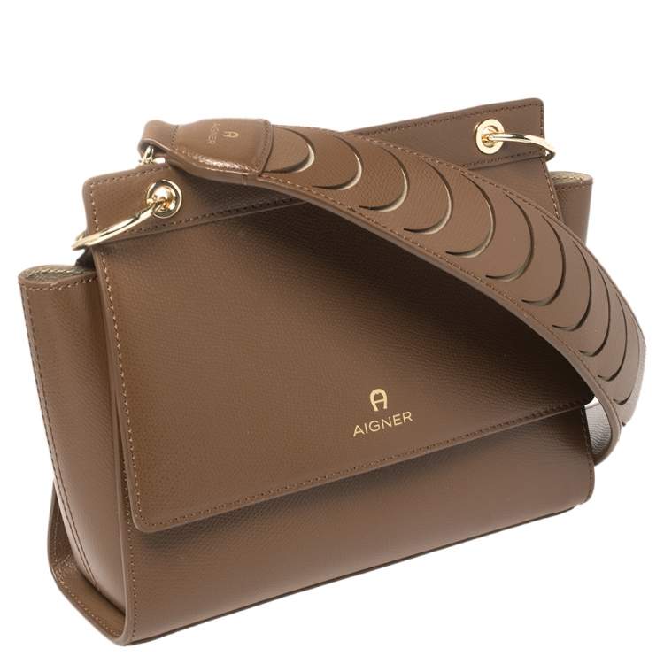 مملوكة مسبقًا Aigner Brown Leather Flap Shoulder Bag