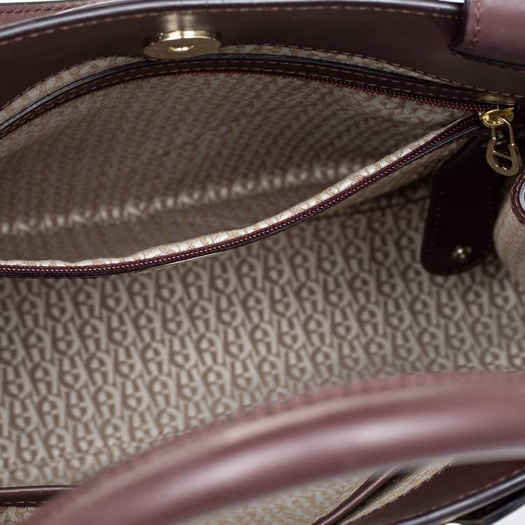 Pre Owned Aigner Burgundy Crocodile Embossed Leather Cavallina Tote