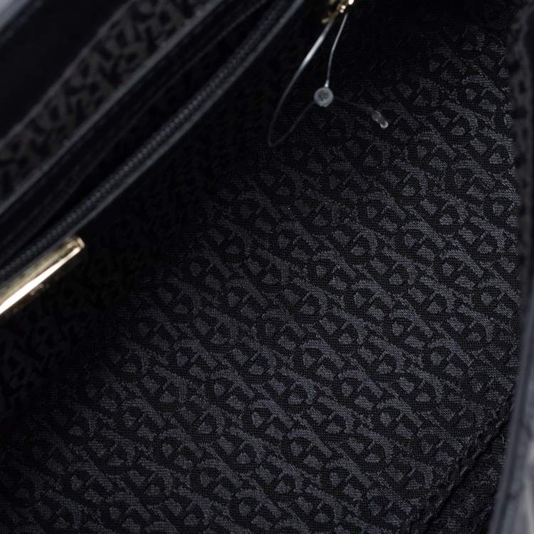 Pre Owned Aigner Black Leather Garda Top Handle Bag