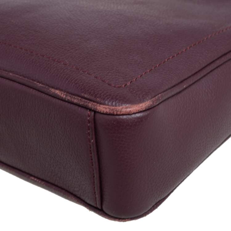 Pre Owned Aigner Burgundy Leather Zip Crossbody Bag