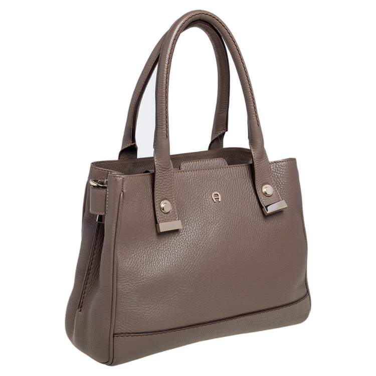 Pre Owned Aigner Dark Beige Leather Middle Zip Tote
