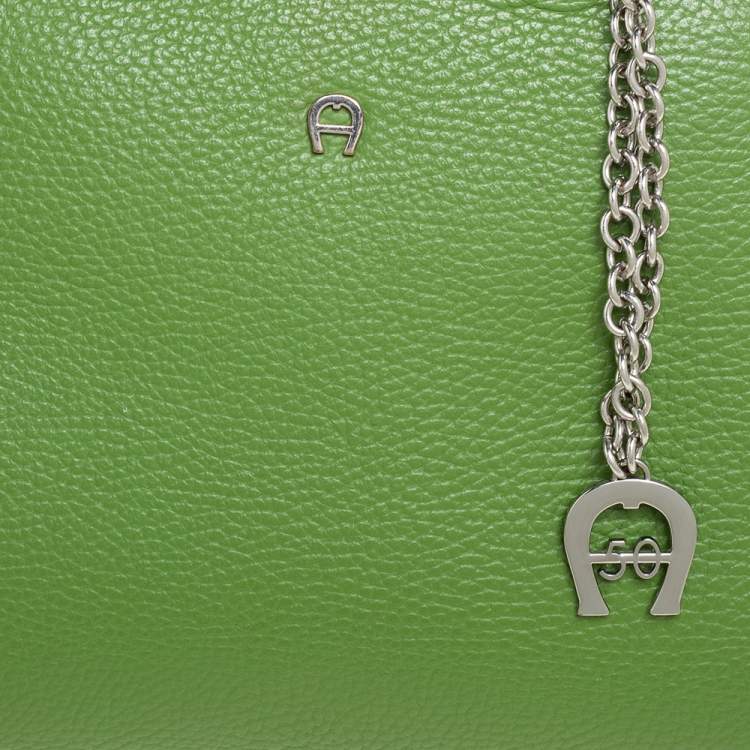 Pre Owned Aigner Green Grained Leather Cybill Tote