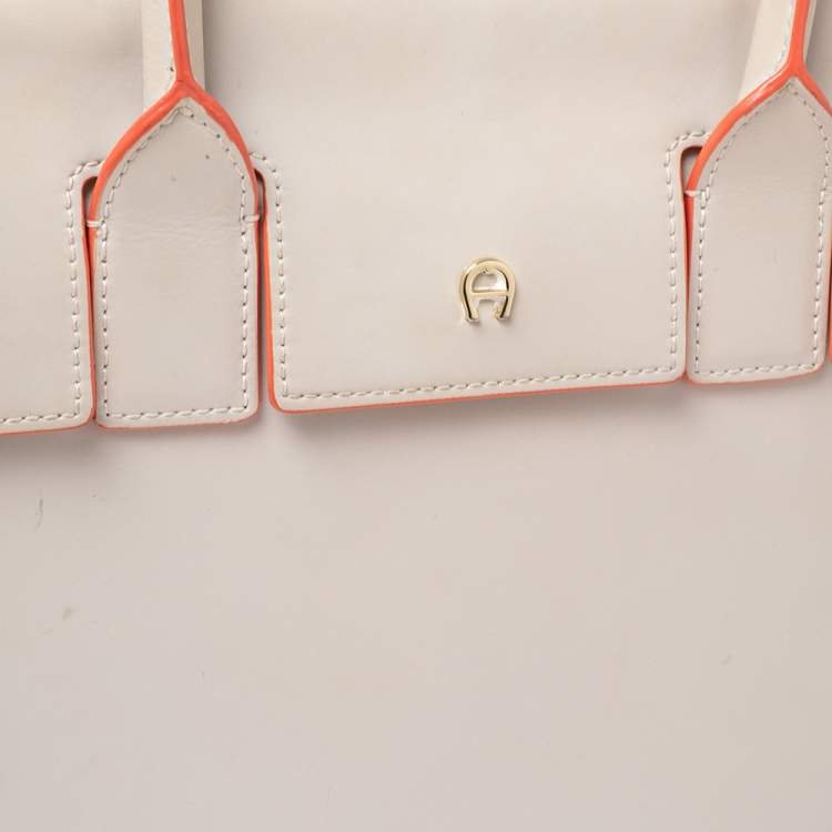 Pre Owned Aigner Grey Leather Tote