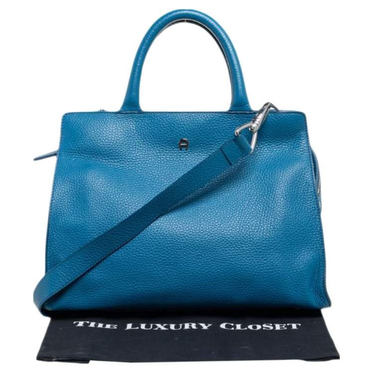 Pre Owned Aigner Blue Pebbled Leather Cybill Tote
