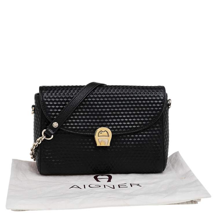 مملوكة مسبقًا Aigner Black 3D Effect Leather Genoveva Shoulder Bag