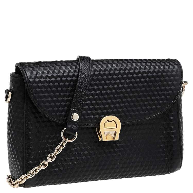 مملوكة مسبقًا Aigner Black 3D Effect Leather Genoveva Shoulder Bag