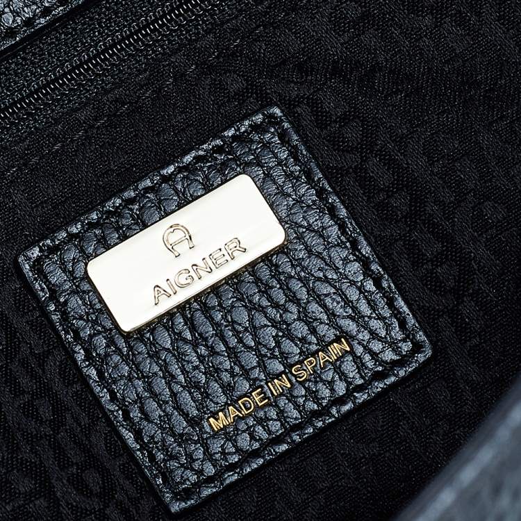 Pre Owned Aigner Black Leather Shoulder Bag