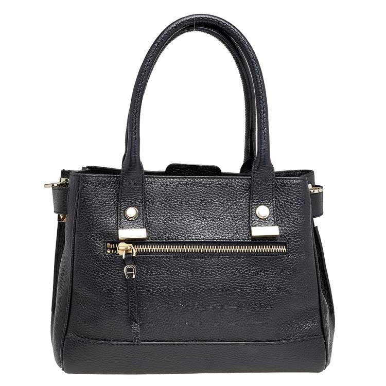 Pre Owned Aigner Black Leather Shoulder Bag