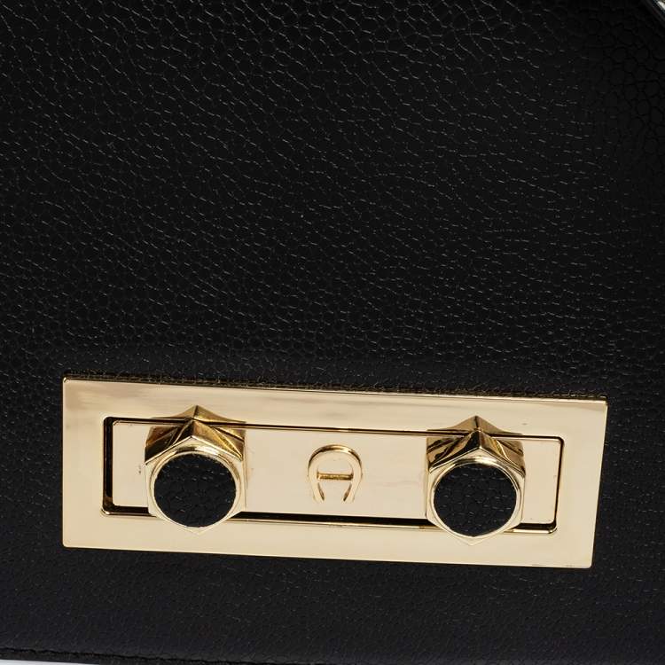 Pre Owned Aigner Black Glossy Leather Siena Top Handle Bag
