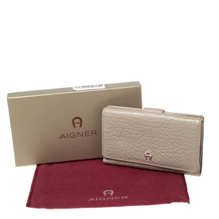 Pre Owned Aigner Beige Leather Trifold Wallet