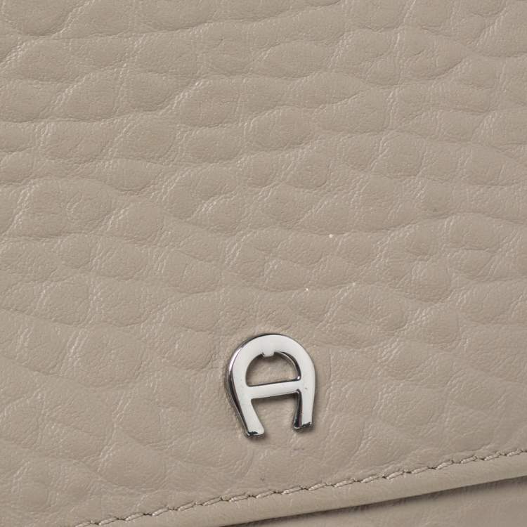 Pre Owned Aigner Beige Leather Trifold Wallet