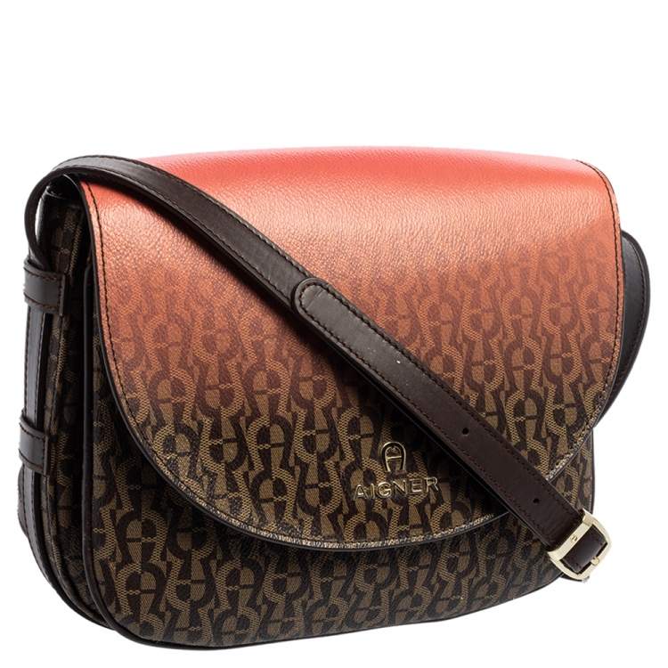 مملوكة مسبقًا Aigner Brown/Pink Ombre Signature Coated Canvas Flap Crossbody Bag