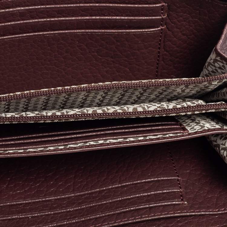 Pre Owned Aigner Burgundy Leather Zip Around Wallet