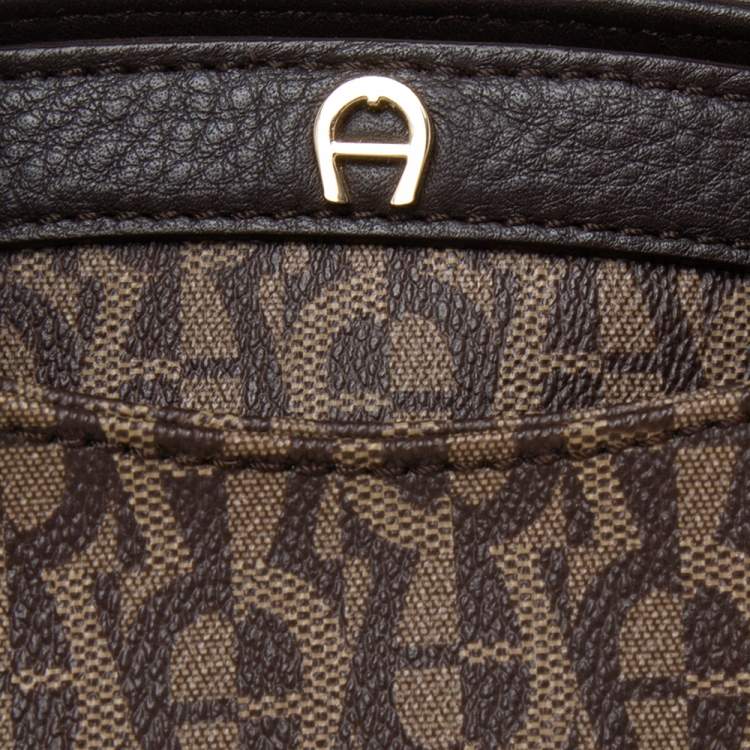 Pre Owned Aigner Brown Signature Coated Canvas and Leather Zip Shoulder Bag