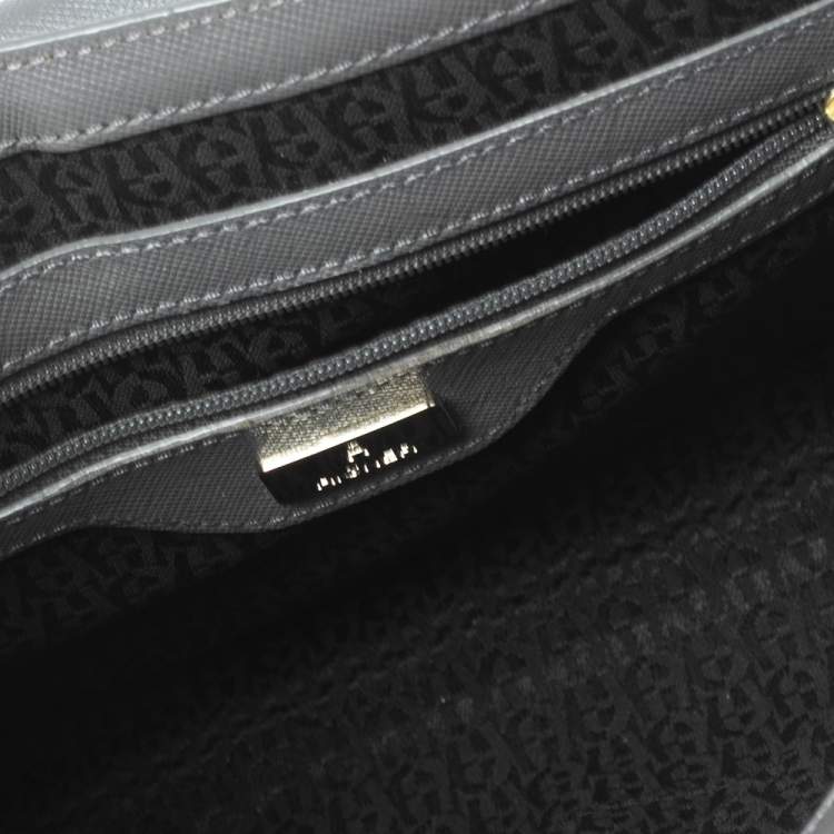 Pre Owned Aigner Grey Leather Turnlock Flap Shoulder Bag