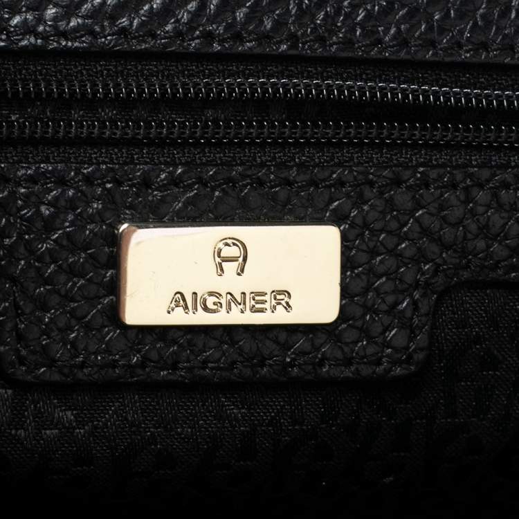 مملوكة مسبقًا Aigner Black/Burgundy Grained Leather Diadora Chain Shoulder Bag