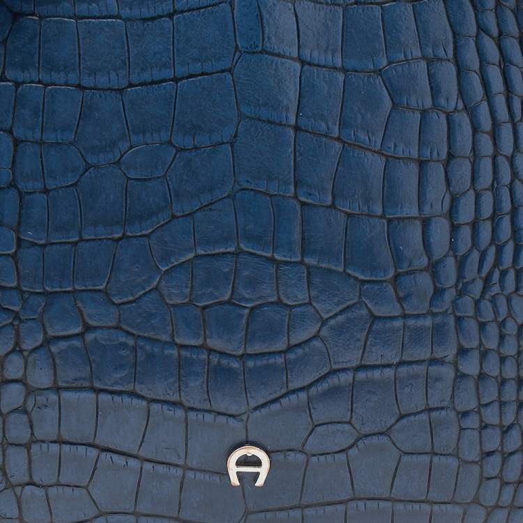 Pre Owned Aigner Blue Croc Embossed Leather Shoulder Bag