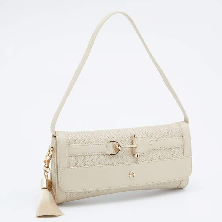 Pre Owned Aigner Beige Leather Cavallina Flap Shoulder Bag