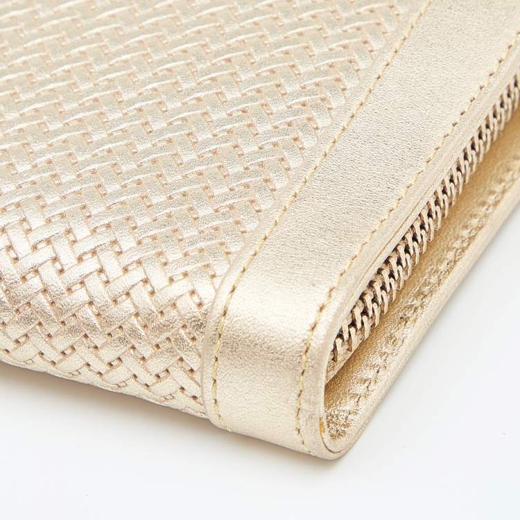 Pre Owned Aigner Metallic Gold Leather Cavallina Tassel Zip Around Wallet