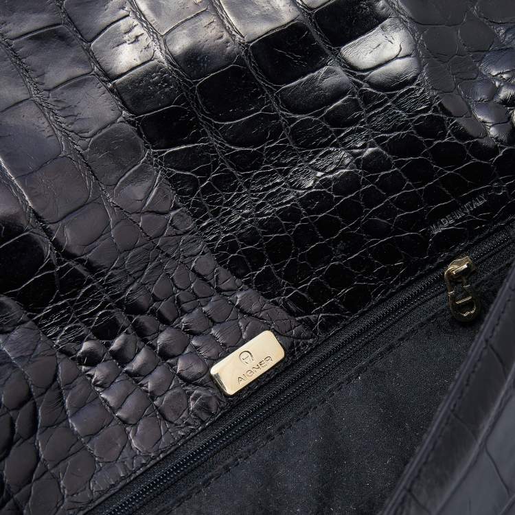 Pre Owned Aigner Black Croc Embossed Leather Floral Applique Flap Clutch